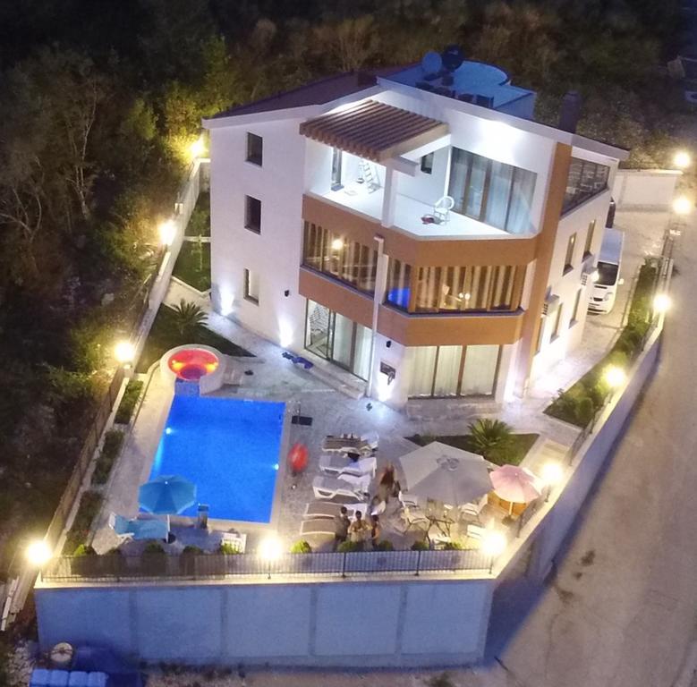 Villa Rakhimov تْشيرسيك نوفي المظهر الخارجي الصورة