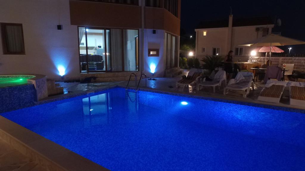 Villa Rakhimov تْشيرسيك نوفي المظهر الخارجي الصورة